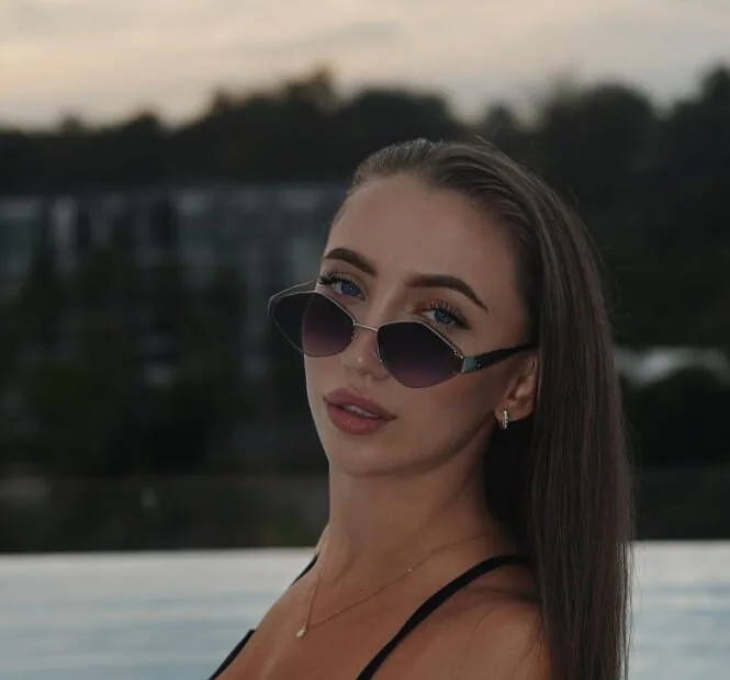 Kate Lucky — verified companion photo 5