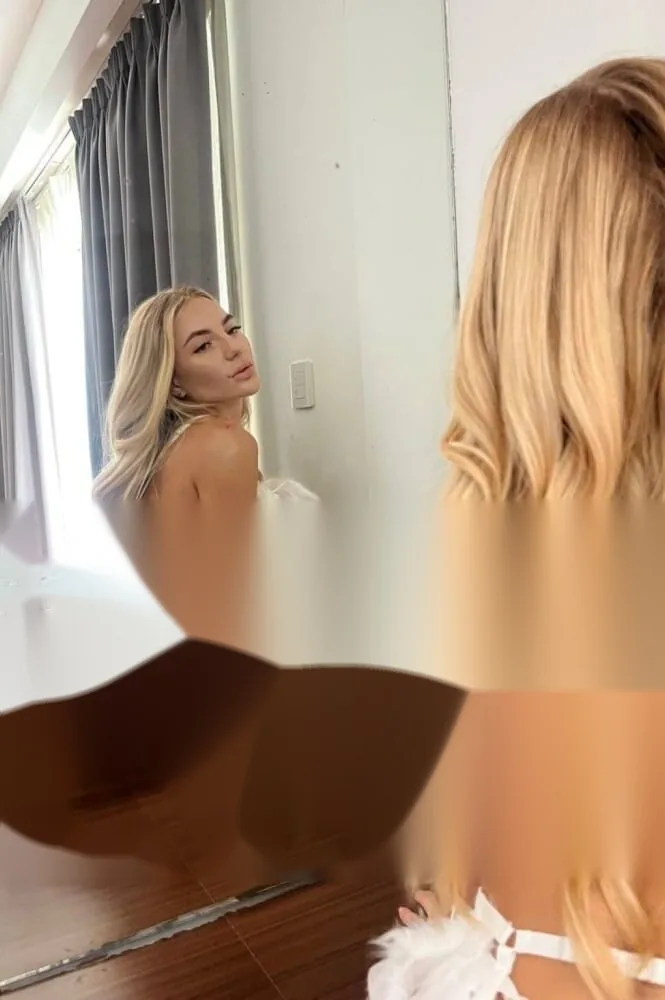 Natalia Brooke — verified companion photo 2